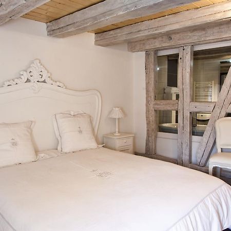 Chambre Le Hupsa Pfannala แซ็ง-อิปโปลีท ห้อง รูปภาพ